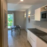 House & Pool *