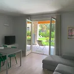 House & Pool Мергоццо