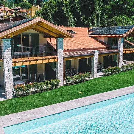 Apartment House & Pool Mergozzo