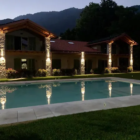 House & Pool Apartmán
