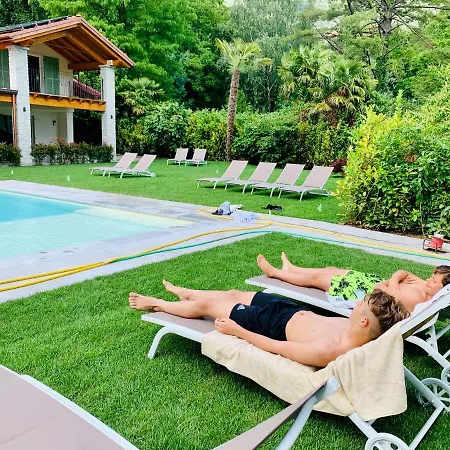 House & Pool Lejlighed Mergozzo