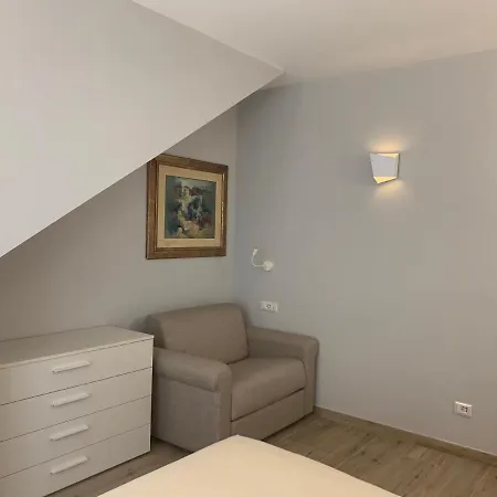 House & Pool Mergozzo