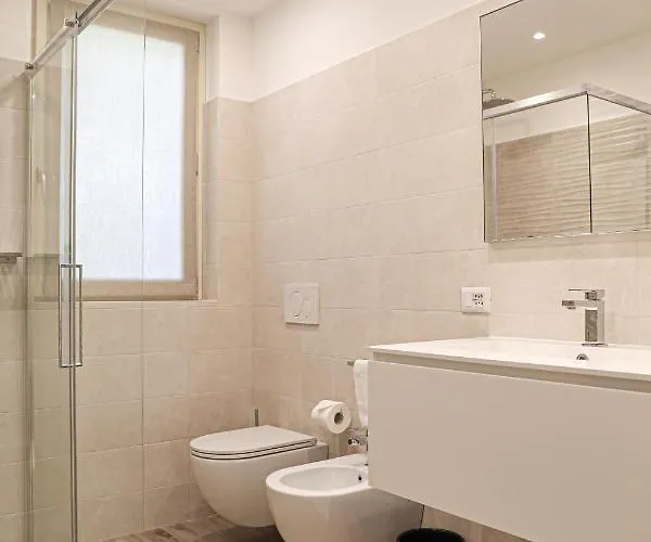 House & Pool * Mergozzo